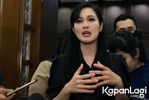 Potret Sandra Dewi Dengan Mata Berkaca-kaca Usai Jadi Saksi Sidang ...