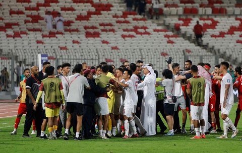 Ribut di Laga Bahrain Vs Indonesia, Shayne Pattynama Nyaris Serang Pengawas Pertandingan