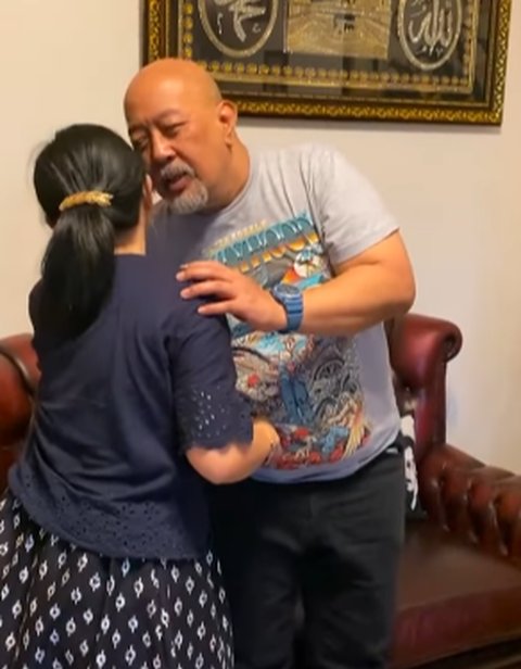 Bak Keluarga Kandung, Ini Potret Pertemuan Indro Warkop dengan Damar Anak Dono Lulusan S3 Nuklir