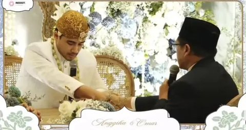 Cantik dan Gagah , 7 Momen Sakral Pernikahan Anggika Bolsterli dan Omar Bertema Jawa, Mahar Emas Batangan dan Uang Swiss