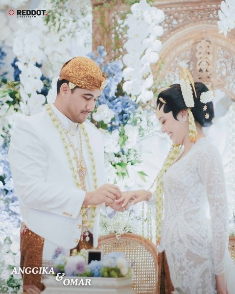 Potret Akad Nikah Anggika Bolsterli dan Omar Armandiego, Berlangsung Penuh Khidmat dengan Mas Kawin Uang Swiss