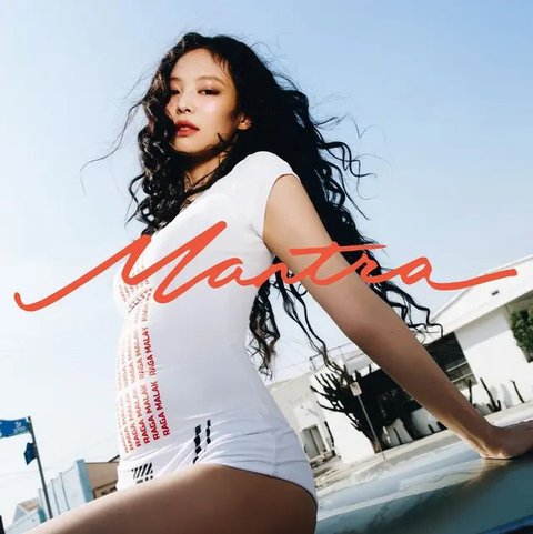 Kupas Tuntas Gaya Jennie Blackpink di Video Klip 'Mantra' yang Sudah Ditonton 26 Juta Kali dalam 3 Hari