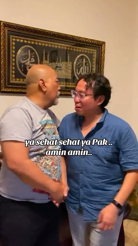 Sukses Jadi Ahli Nuklir, Damar Wicaksono Anak Dono Berkunjung ke Rumah Indro Warkop, Tak Lupa Gandeng Istri Cantiknya