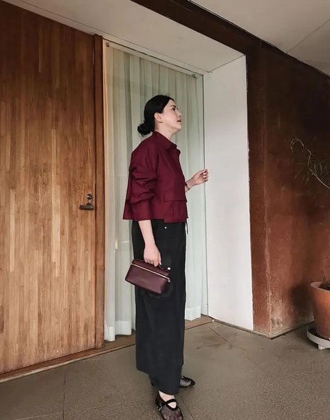 Wajib Dicoba 6 Outfit ke Kantor Ala Alice Norin yang Simpel, Cantik dan Tetap Elegan