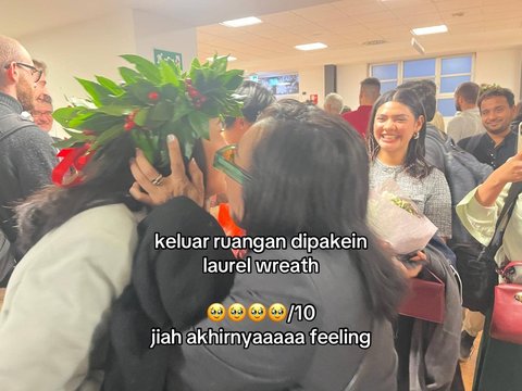 Disematkan Laurel Wreath, Momen Wanita Lulus Sidang S2 di Italia Ini Curi Perhatian