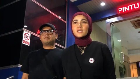 Kesal Anaknya Dibully Netizen, Olla Ramlan Polisikan Buzzer Penghina Keluarganya