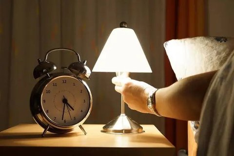 6 Cara Tidur Cepat Hanya dalam Waktu 30 Detik, Cocok bagi Penderita Insomnia