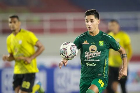 3 Kartu Truf Persebaya untuk Kandaskan Persib: Trio Asing Siap Obrak-Abrik Pertahanan Skuad Maung Bandung