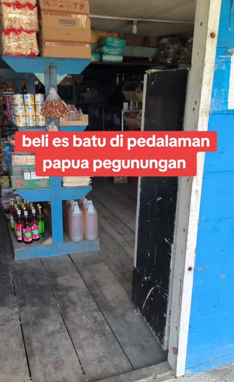 Pria Ini Unggah Momen Beli Es Batu di Pedalaman Papua Pegunungan, Harganya Bikin Tercengang