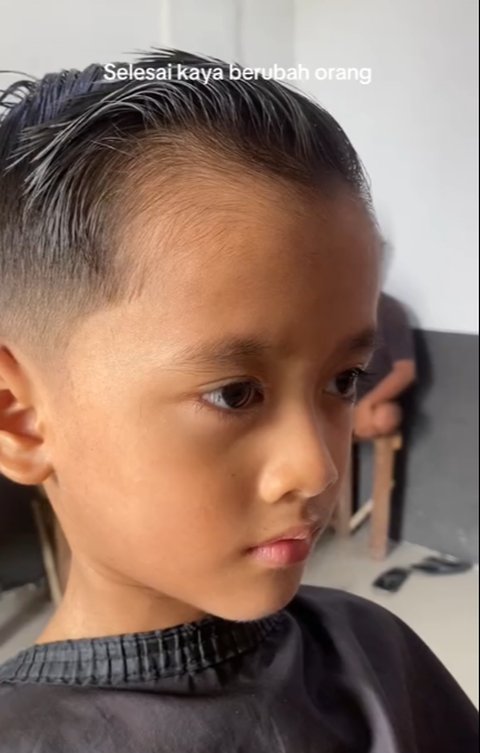 Momen Bocah Potong Rambut Setelah 3 Tahun Gondrong, Perubahan Penampilannya Bikin Pangling