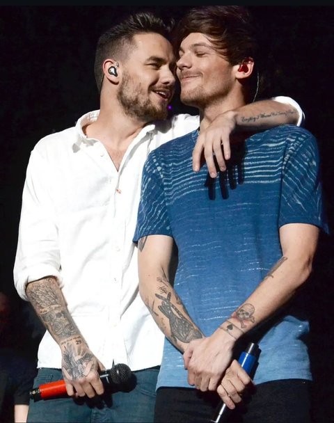 Pesan Haru Louis Tomlinson Eks One Direction untuk Mendiang Liam Payne