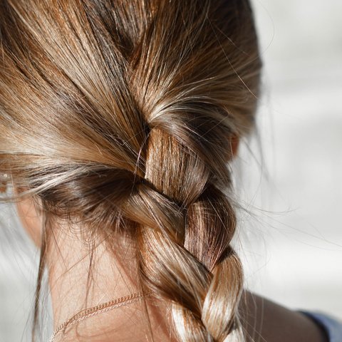 11 Makanan untuk Rambut Sehat dan Indah, Pisang hingga Kayu Manis