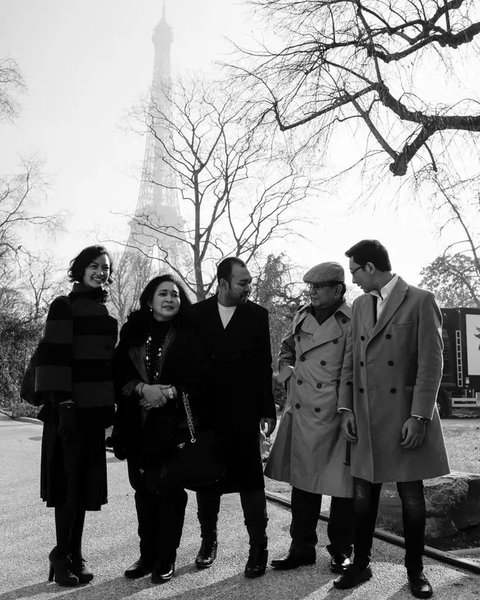 Didit Hediprasetyo Unggah Potret Keakraban dengan Sang Ayah Prabowo Subianto, Pose Bareng Titiek Soeharto di Menara Eiffel Jadi Sorotan