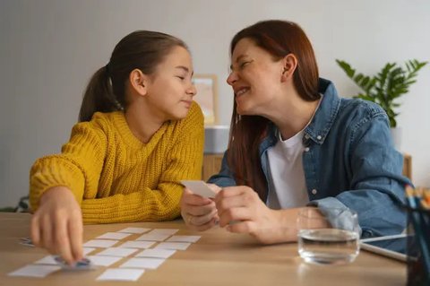 5 Cara bagi Orangtua utuk Mulai Mengenalkan Emosi pada Anak, Penting bagi Tumbuh Kembang