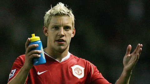 8 Pemain Paling Banyak Koleksi Kartu Merah di Liga Inggris