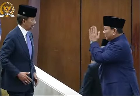 Momen Kejutan Prabowo Resmi Jadi Presiden Cium Tangan Salah Satu Sultan Terkaya di Dunia