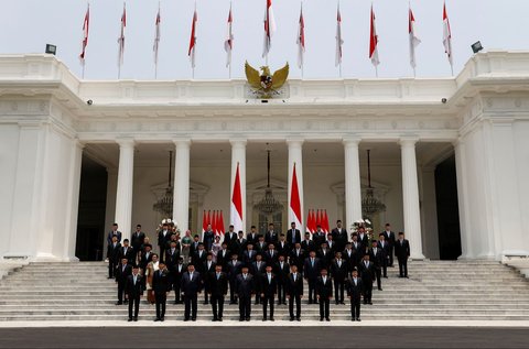 FOTO: Momen Prabowo Lantik 54 Menteri dan Pejabat Setingkat Menteri, Kabinet Paling Gemuk Sejak Orde Baru