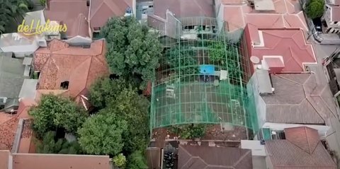 Potret Aviary Irfan Hakim Dibuat Bak Hutan Sungguhan yang Dihuni Ratusan Hewan & Dilengkapi Air Terjun