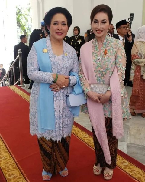 Sama-Sama Cantik dan Elegan, 6 Potret Titiek Soeharto & Selvi Ananda di Pelantian Prabowo-Gibran