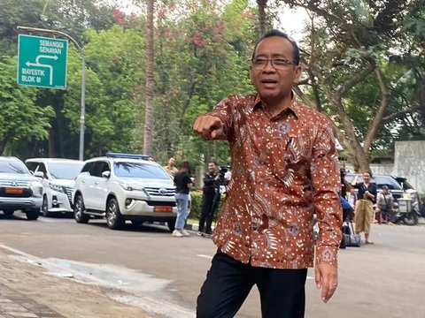 Punya Grup WA Alumni KIM, Pratikno Beri Bocoran Tipis Isi Percakapan dengan Eks Menteri Jokowi