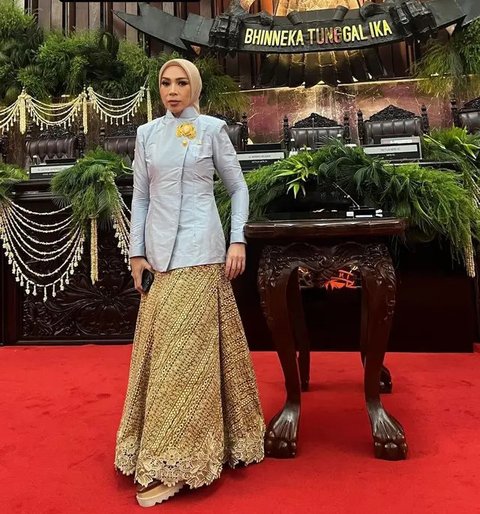 Cantik dan Anggun, 10 Potret Artis dan Politikus Pakai Kebaya Warna-Warni di Pelantikan Prabowo-Gibran