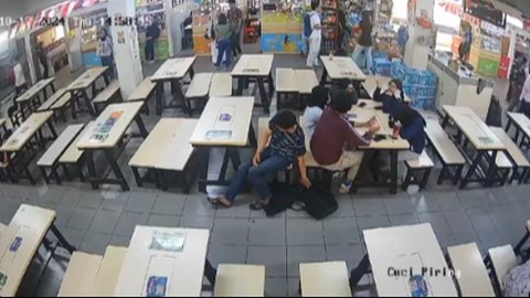 Terekam CCTV, Aksi Pria Maling Tas di Kantin Kampus Ini Viral Bikin Waspada