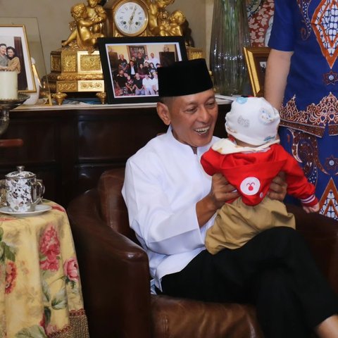 Selalu Mencuri Perhatian, Begini Potret Terbaru Semua Anak Presiden Soeharto Selalu Kompak & Tetap Rajin Kumpul