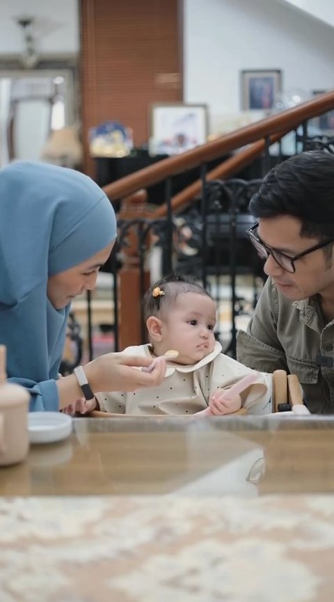 Lucu dan Gemasnya Anak Bungsu Alyssa Soebandono Jajal MPASI Pertama yang Dibuat Sendiri Sang Ibu