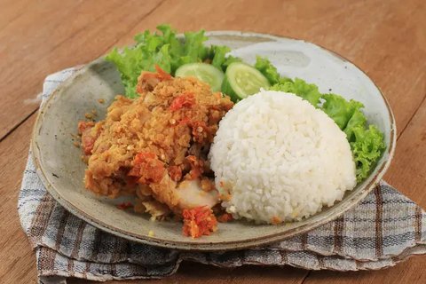 Resep Sambal Geprek Pedas dan Lezat, Cocok Dihidangkan dengan Ayam Goreng