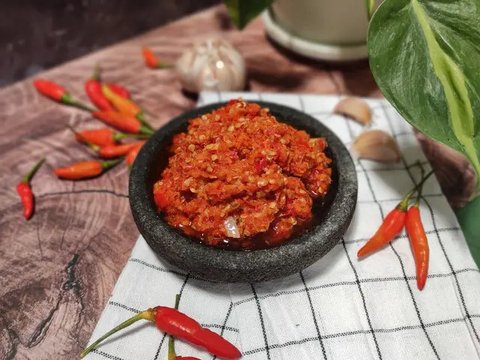 Resep Sambal Geprek Pedas dan Lezat, Cocok Dihidangkan dengan Ayam Goreng