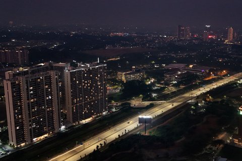 FOTO: Keindahan Senja di Simpang Susun CBD Tol Serpong-Balaraja