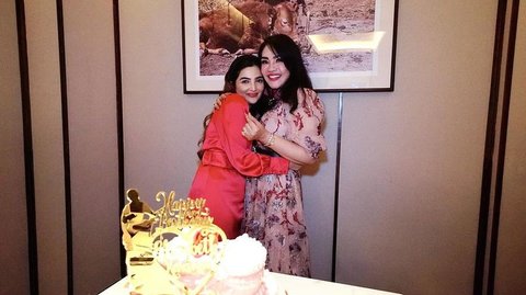 Potret Meriah Ultah Elizabeth Kardinal Mertua Chelsea Islan, Dihadiri Teman Sosialita & Wajah Cantik Disorot