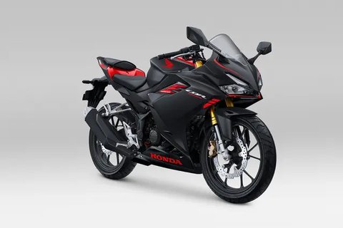 Tak Lagi 'Cungkring', Honda CBR150R Makin Sporty dengan Warna dan Desain Striping Terbaru