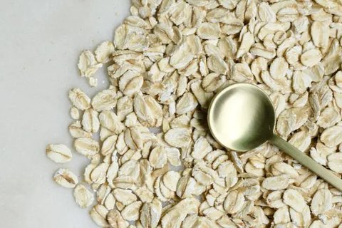 Trik Mudah Atasi Jerawat Meradang dengan Masker Oatmeal dan Madu