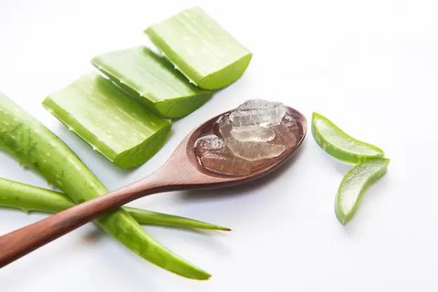 Ampuh, Masker Aloe Vera dan Kunyit Bisa Redakan Kemerahan Wajah