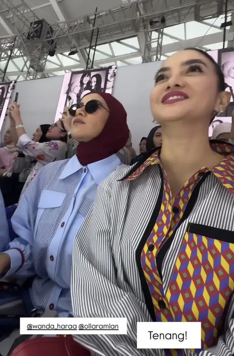 Kompaknya Geng Cendol di JWF, Catwalk Pakai Baju Kolaborasi Brand Zaskia Sungkar dan Nagita Slavina: Ada Titi Kamal Cantik Berhijab