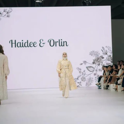 Cantik dan Tinggi, Potret Xaviera Putri Melenggang Anggun di Catwalk JFW 2025 Pakai Busana Desainer Lokal