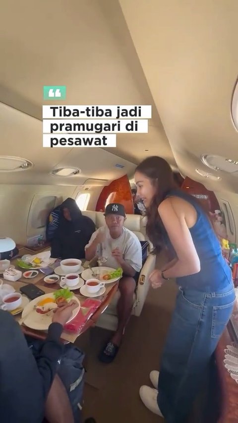 Aksi Kocak Ayu Ting Ting Naik Pesawat Jet Pribadi, Malah Cosplay Jadi Pramugari