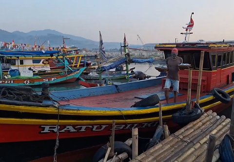 Melihat Daya Tarik Pesisir Bojonegara Serang, Ada Pasar Ikan Dadakan Langsung dari Laut