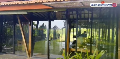 9 Potret Terbaru Megahnya Vila Ruben Onsu di Bogor, Ada Banyak Pendopo, Sawah, Kolam Renang hingga Kebun Sayuran