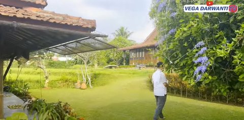 9 Potret Terbaru Megahnya Vila Ruben Onsu di Bogor, Ada Banyak Pendopo, Sawah, Kolam Renang hingga Kebun Sayuran