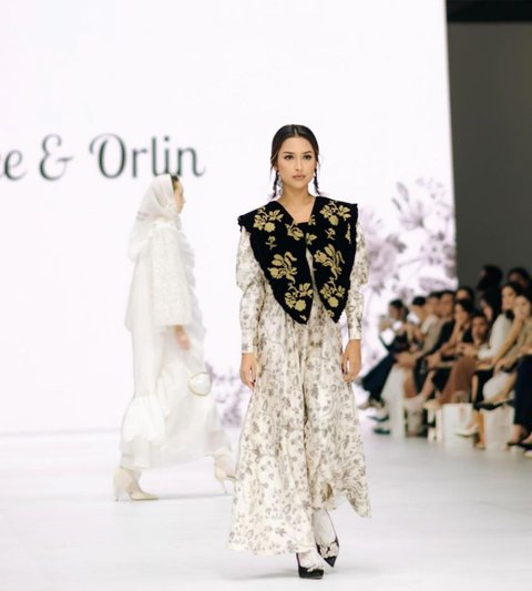 Cantik dan Memukau, Deretan Artis di Catwalk Jakarta Fashion Week 2025, dari Luna Maya, Raisa hingga Nagita Slavina