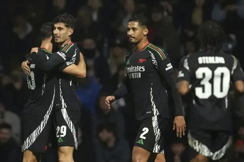 Hasil Lengkap Babak 16 Besar Carabao Cup: MU, Arsenal dan Liverpool Menang, Chelsea dan Man City Kalah