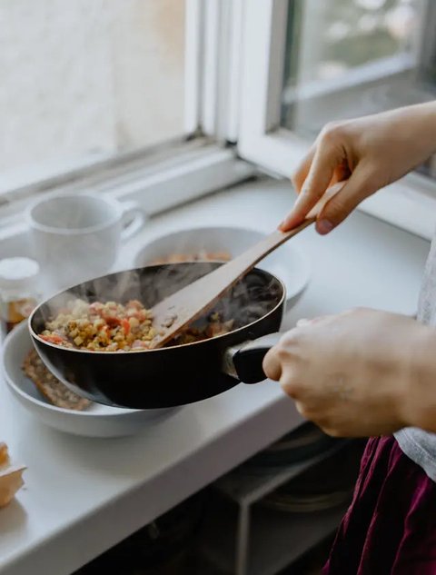 Langkah Praktis Bikin Kaldu Mie Ayam Nikmat Hanya dengan Bumbu Dasar