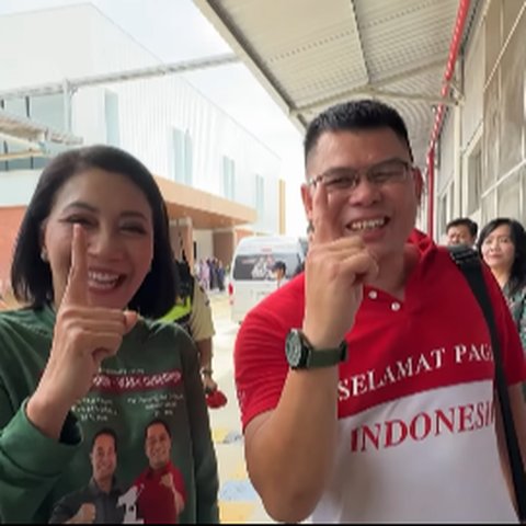 Diajak Latihan Bareng Petinju Dunia Chrish John, Istri Eks Panglima TNI Langsung Tunjukkan Jurus Andalannya