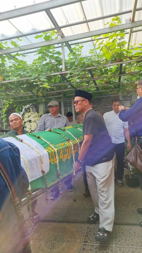 Uya Kuya Ungkap Tentang Riwayat Kesehatan Almarhum Ayahnya Sebelum Meninggal Dunia