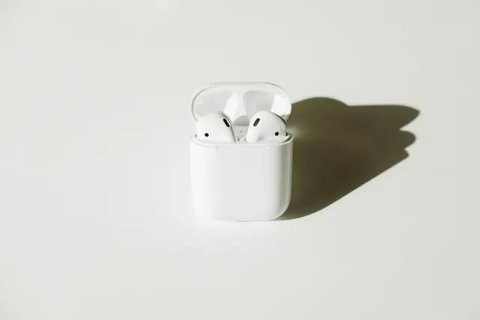 Efek Penggunaan Earphone Wireless, Apakah Berbahaya buat Otak?