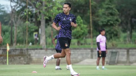 Fakta Menarik Laga PSM vs Persik: Sebelum Kick Off, Kubu 'Juku Eja' Sudah Takut dengan Tendangan Ezra Walian