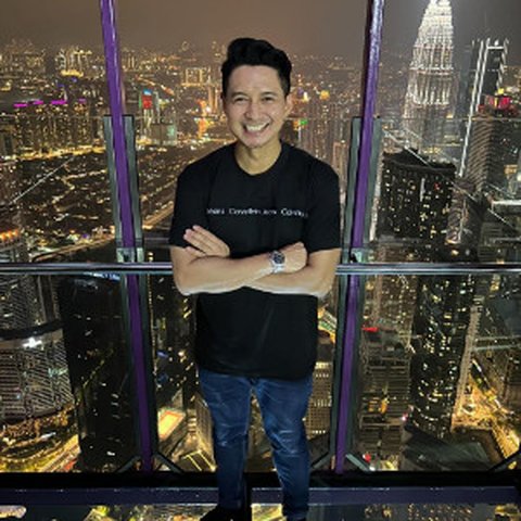 Profil Chand Kelvin: Asmara, Pendidikan, hingga Perjalanan Kariernya yang Menginspirasi