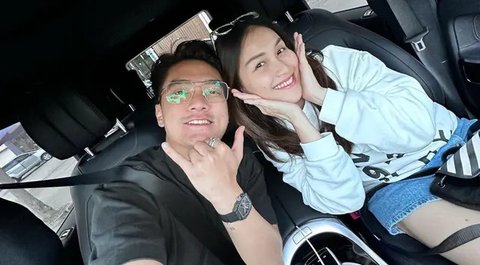 Reaksi Boy William saat Dicecar Merry Riana Soal Hubungannya dengan Ayu Ting Ting, Beneran Cuma Gimik?